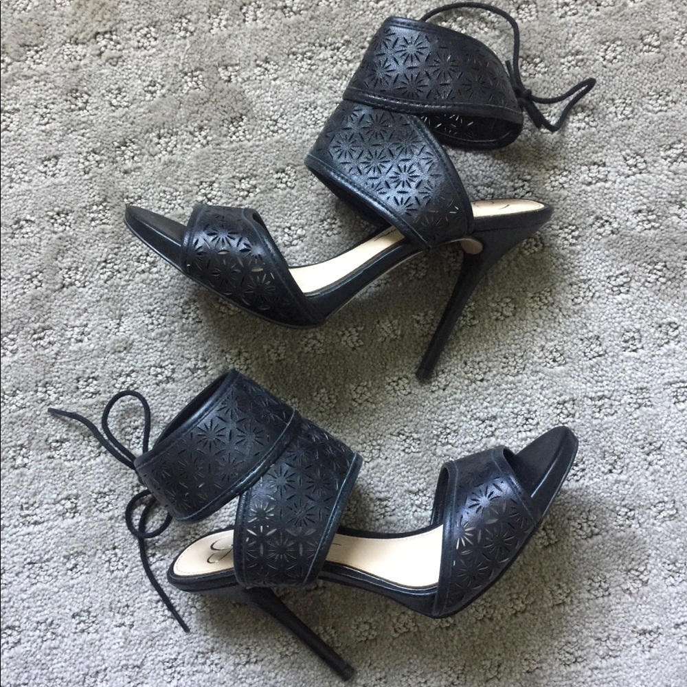 Jessica Simpson: Stiletto, sz 7